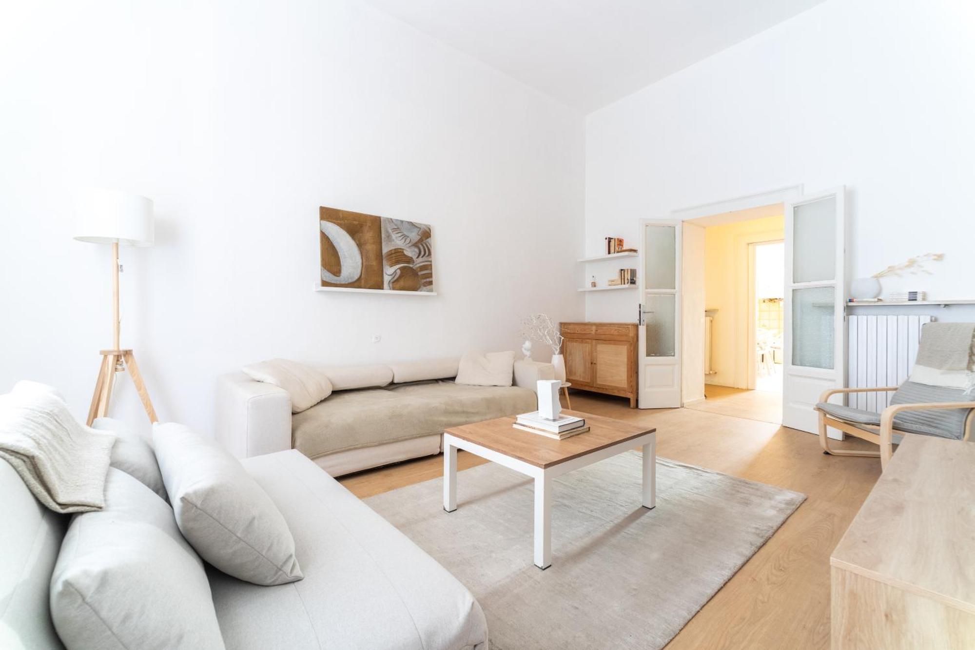 Grand Central 1845 - 2 Bedrooms Design Flat Бергамо Екстер'єр фото